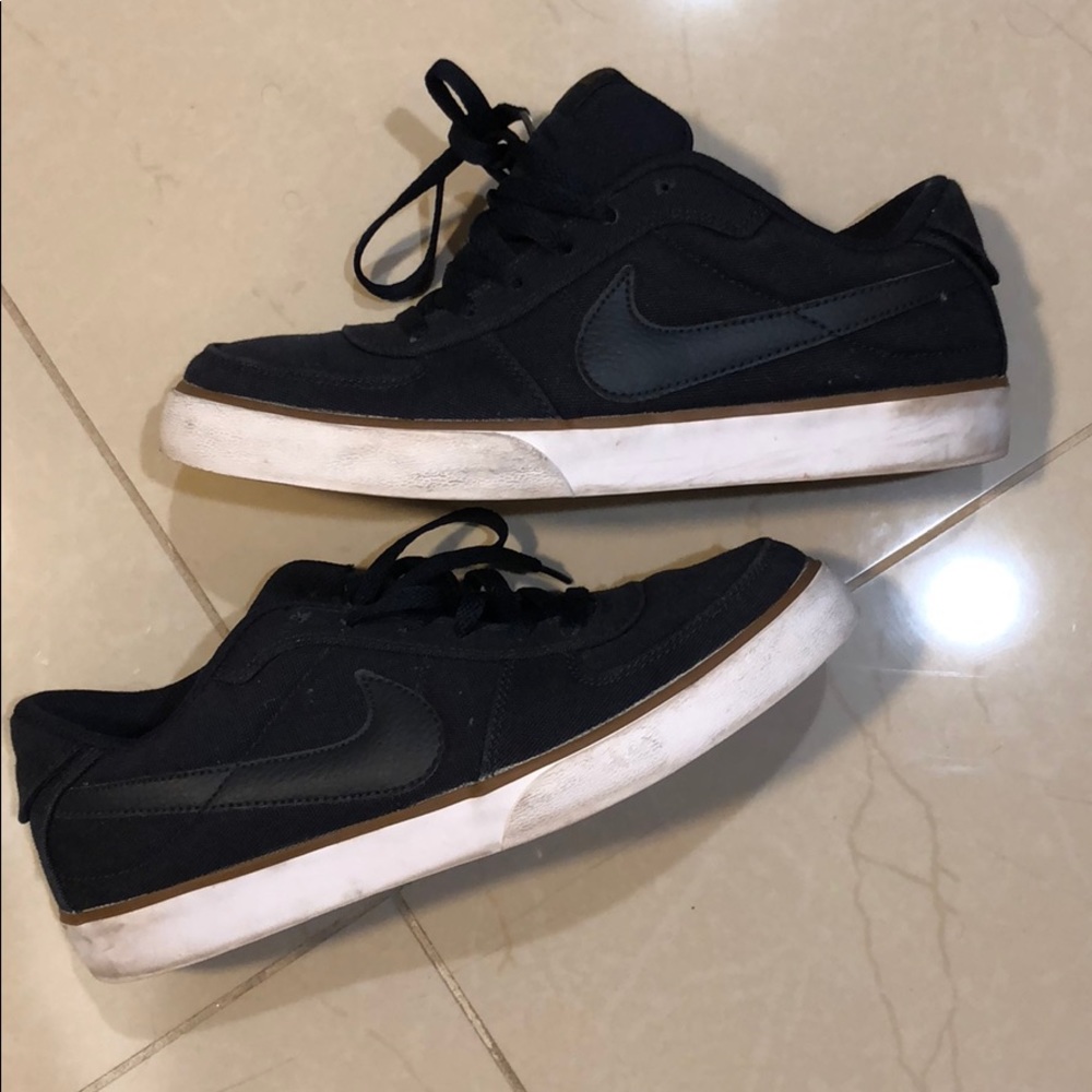 Nike Mavrk CNVS Skate Shoes 434815-400